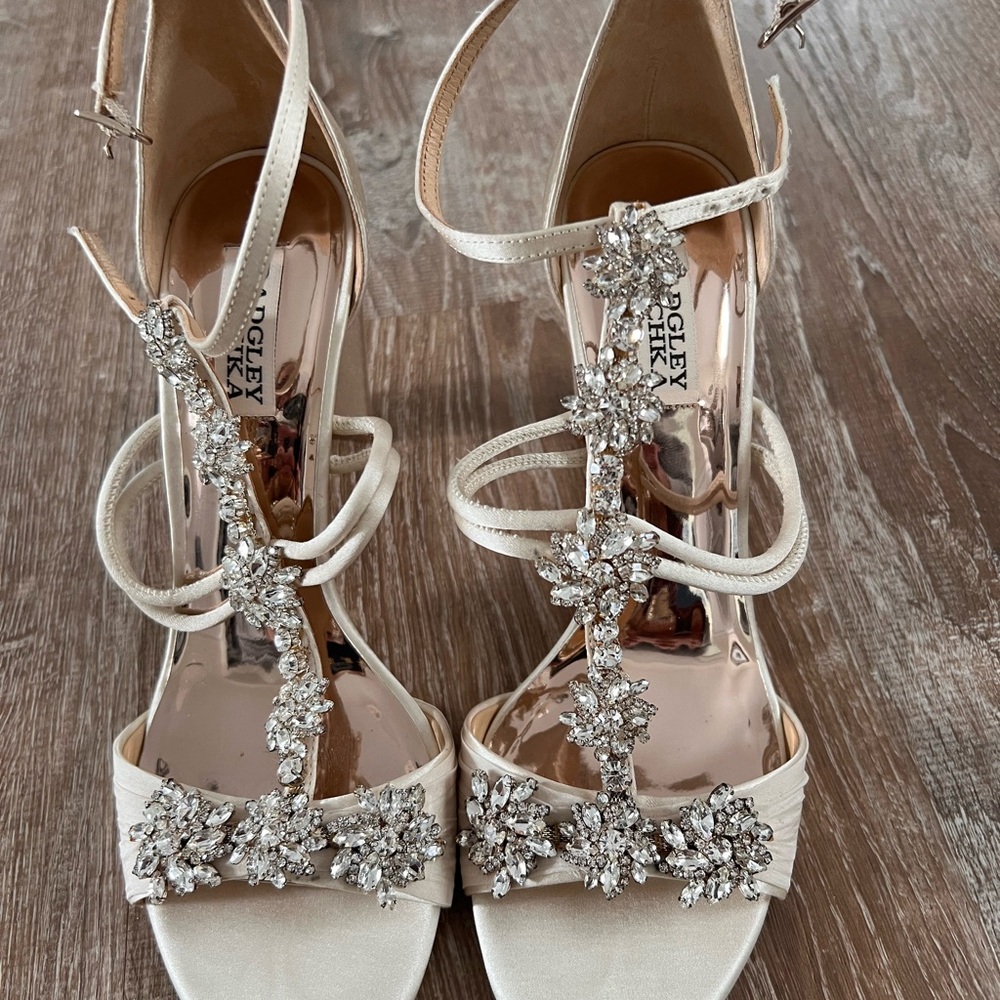 Badgley Mischka Ivory Embellished Heels